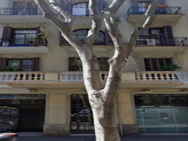 Piso en venta en Barcelona, Calle viladomat