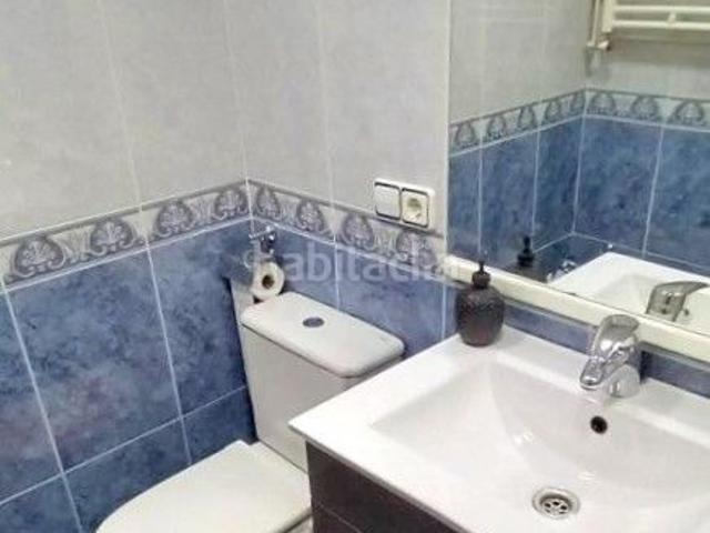 Piso en venta en Barcelona, Carmel. de 3 dormitorios 2 dobles, ascensor, balcón, exterior. Pisos.