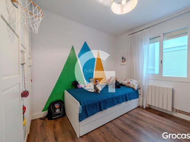 Piso en venta en Barcelona, Carmel. HAY PISOS QUE SE VEN. Y HAY PISOS QUE SE DESEAN. Pisos.