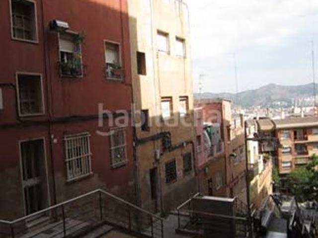 Piso en venta en Barcelona, Carmel. Solvia Inmobiliaria Piso Barcelona. Pisos.