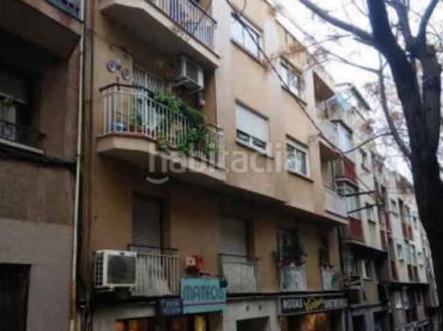 Piso en venta en Barcelona, Carmel. Pisos.