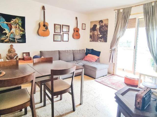 Piso en venta en Barcelona, Carmel. Pisos.