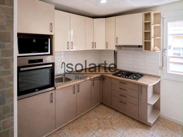 Piso en venta en Barcelona, Carrer de la Foneria, 08038