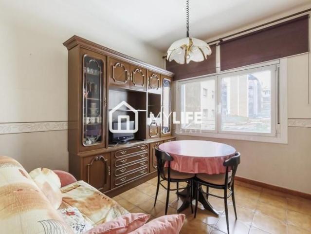 Piso en venta en Barcelona, Carrer de Provença, 08026