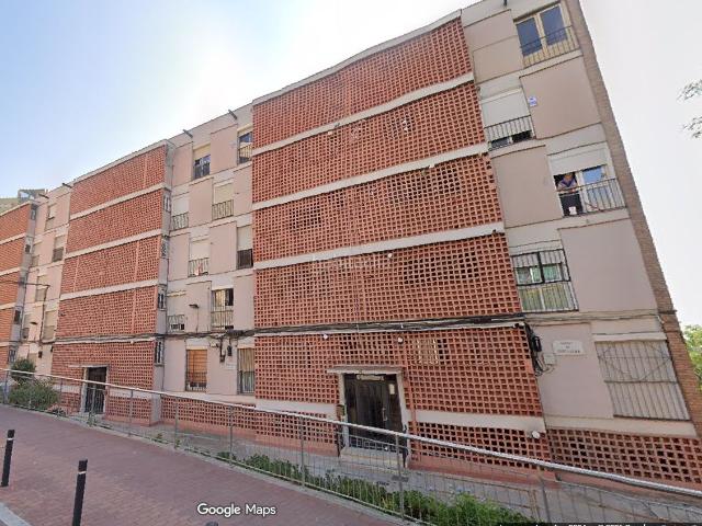 Piso en venta en Barcelona, Ciutat Meridiana. PISO REFORMADO. Pisos.
