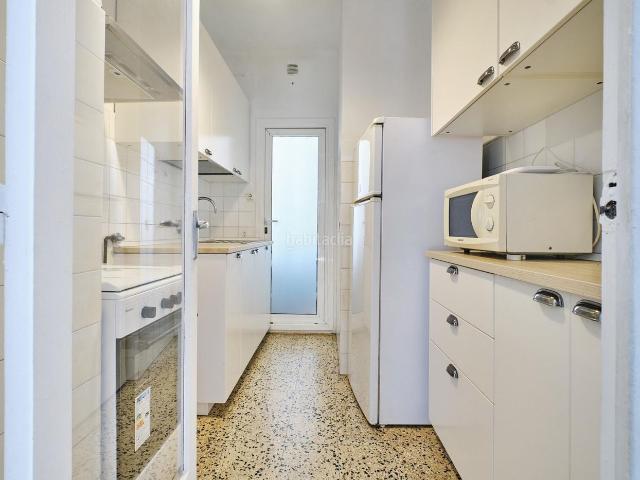 Piso en venta en Barcelona, Congrés Indians. Piso luminoso en Congrés Sant Andreu. Pisos.