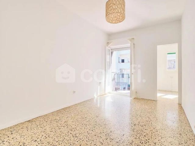 Piso en venta en Barcelona, Congrés Indians. Pisos.