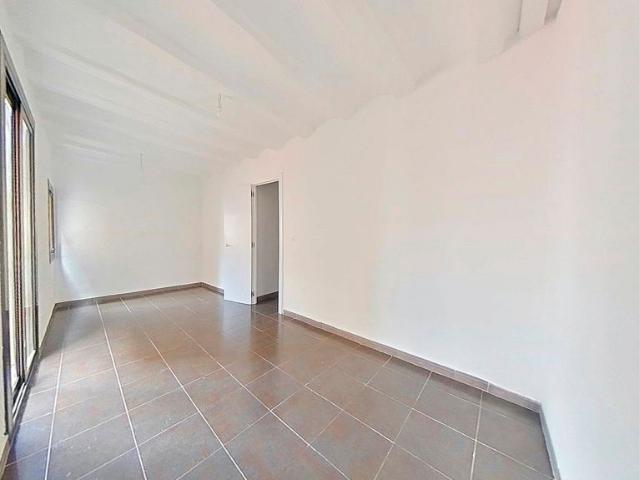 Piso en venta en Barcelona, de 40 m² 1 habitación por 170.000