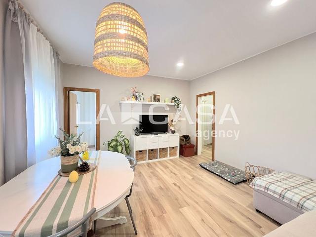 Piso en venta en Barcelona, de 40 m² 2 habitaciones por 219.000