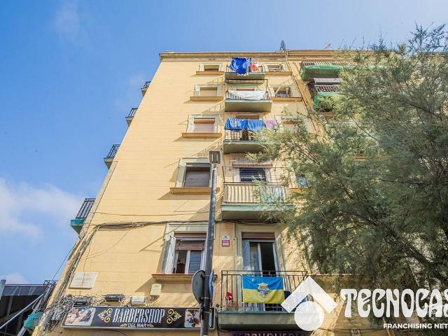 Piso en venta en Barcelona, de 41 m² 2 habitaciones por 265.000