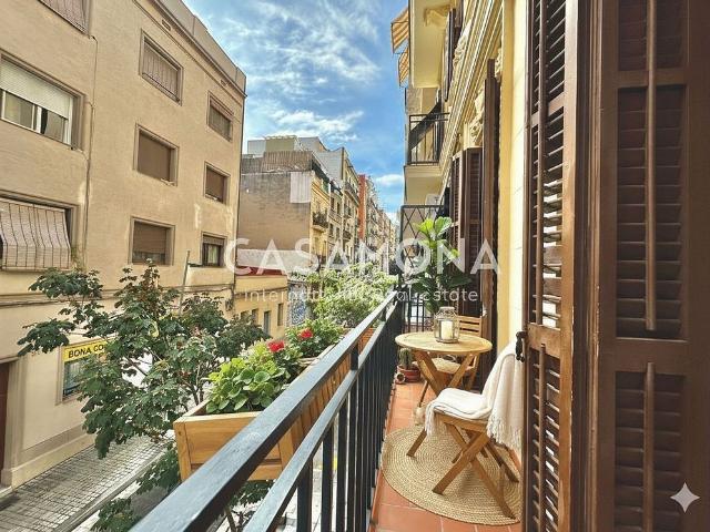 Piso en venta en Barcelona, de 42 m² 1 habitación por 278.000