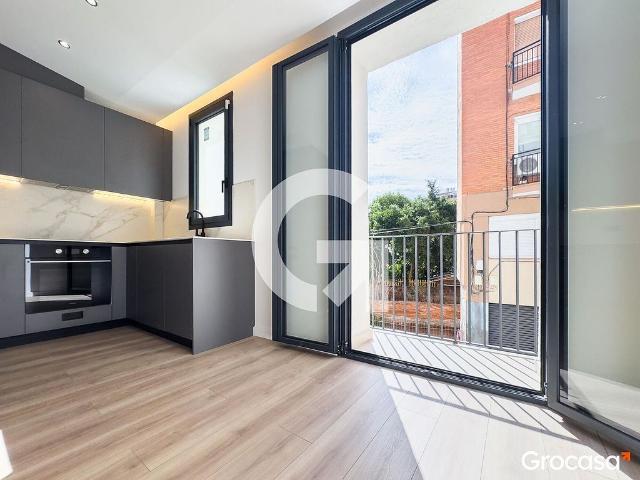 Piso en venta en Barcelona, de 45 m² 2 habitaciones por 345.000