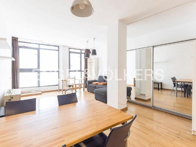 Piso en venta en Barcelona, de 48 m² 1 habitación por 299.000