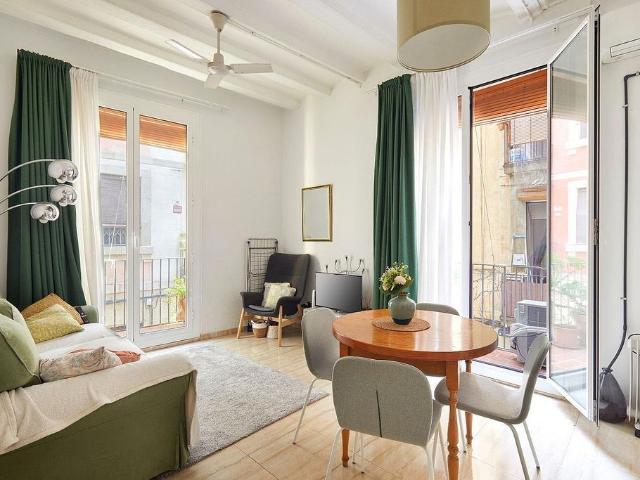 Piso en venta en Barcelona, de 50 m² 1 habitación por 210.000