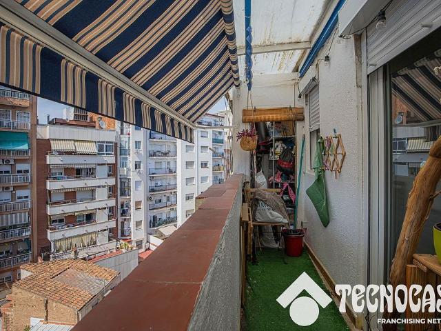 Piso en venta en Barcelona, de 50 m² 2 habitaciones por 320.000