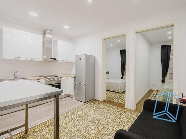 Piso en venta en Barcelona, de 51 m² 2 habitaciones por 295.000