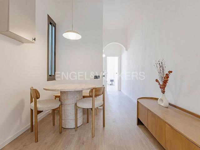 Piso en venta en Barcelona, de 54 m² 2 habitaciones por 335.000