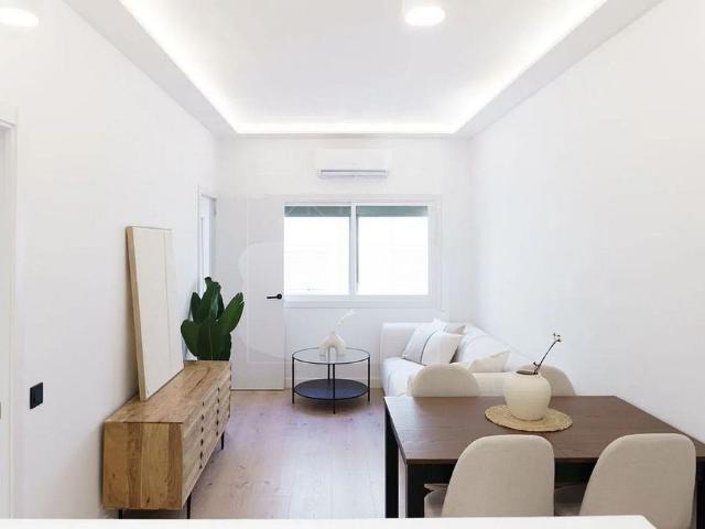 Piso en venta en Barcelona, de 63 m² 3 habitaciones por 465.000
