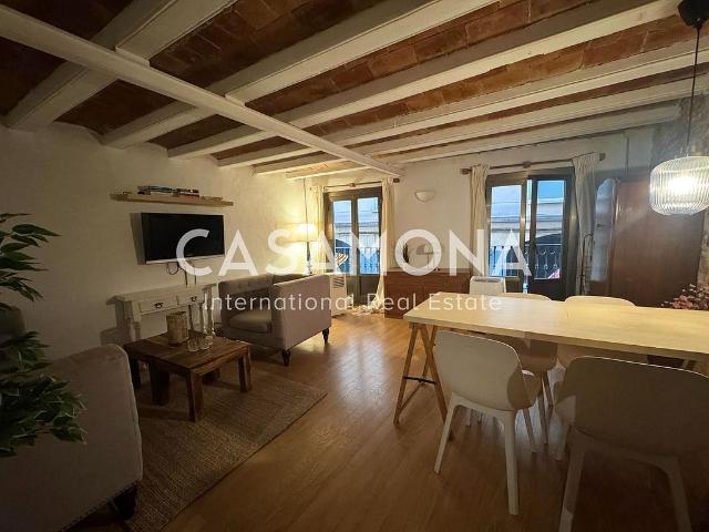 Piso en venta en calle Del Regomir, Barcelona, de 60 m² 2 habitaciones por 285.000