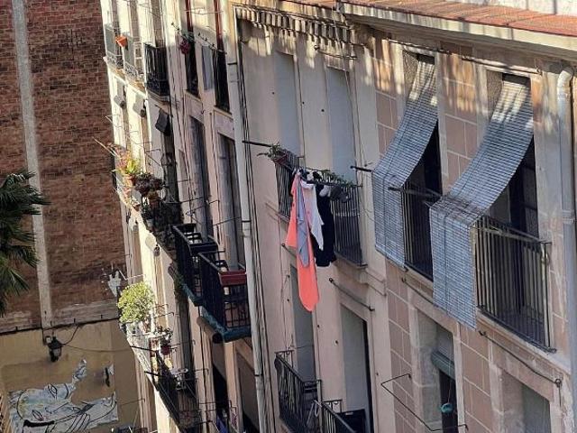 Piso en venta en Barcelona, de 60 m² 2 habitaciones por 309.000
