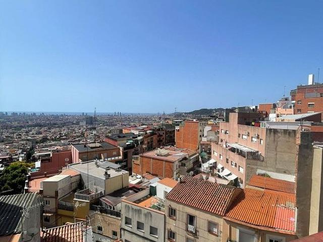 Piso en venta en Barcelona, de 61 m² 2 habitaciones por 257.000