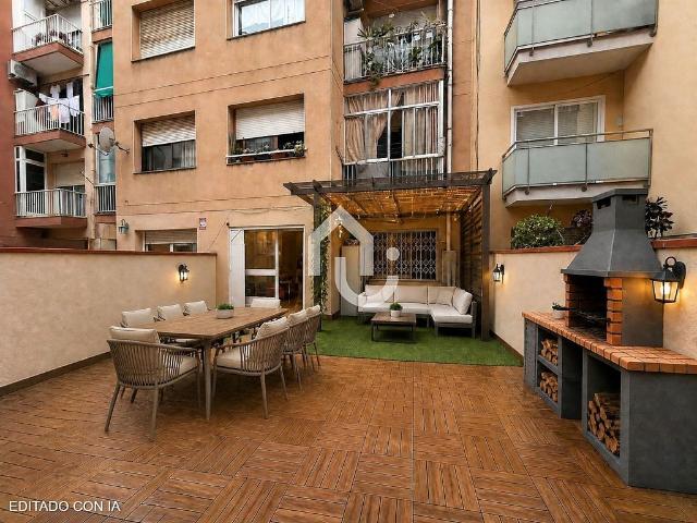 Piso en venta en paseo De Torras i Bages, Barcelona, de 62 m² 3 habitaciones por 360.000
