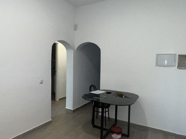 Piso en venta en Barcelona, de 65 m² 2 habitaciones por 168.000