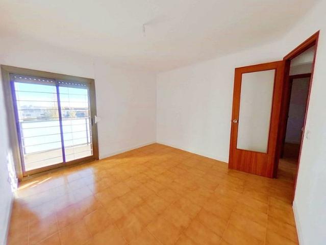 Piso en venta en Barcelona, de 65 m² 3 habitaciones por 225.500