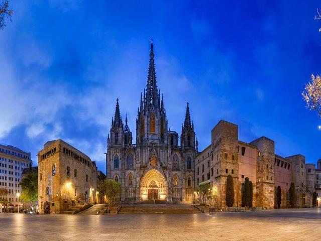 Piso en venta en Barcelona, de 70 m² 2 habitaciones por 402.000