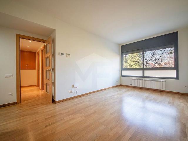 Piso en venta en Barcelona, de 70 m² 2 habitaciones por 380.000