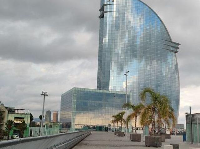 Piso en venta en Barcelona, de 74 m² 2 habitaciones por 295.000