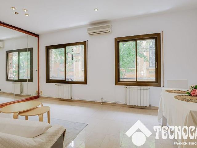 Piso en venta en Barcelona, de 74 m² 3 habitaciones por 340.000