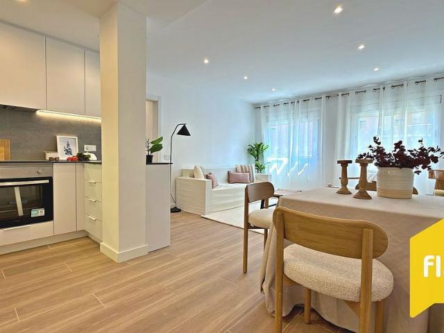 Piso en venta en Barcelona, de 80 m² 3 habitaciones por 319.000