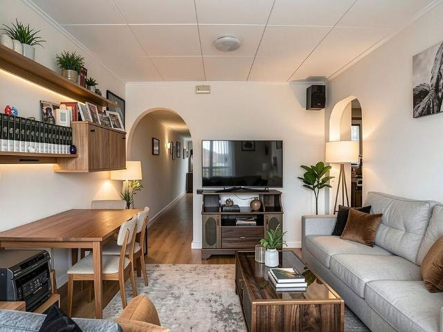 Piso en venta en Barcelona, de 84 m² 3 habitaciones por 179.000