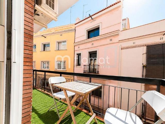 Piso en venta en Barcelona, de 86 m² 3 habitaciones por 395.000