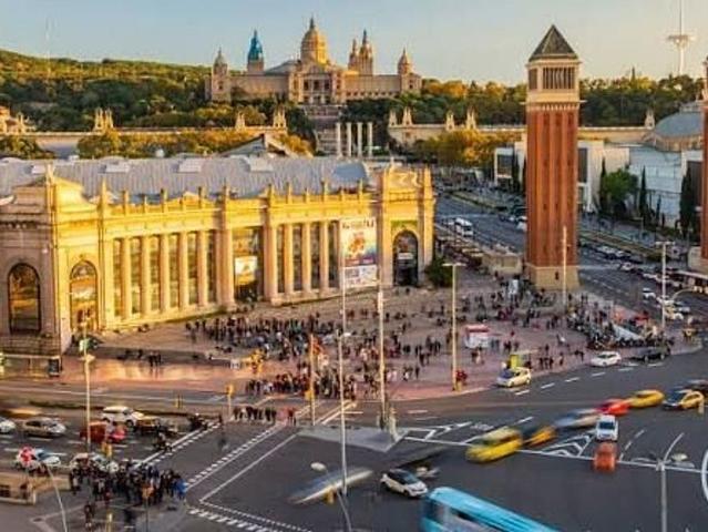 Piso en venta en Barcelona, de 90 m² 4 habitaciones por 435.000