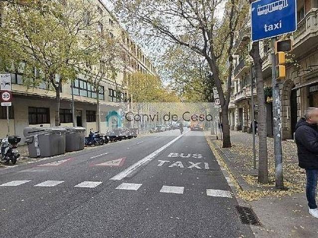 Piso en venta en Barcelona, de 92 m² 3 habitaciones por 620.000