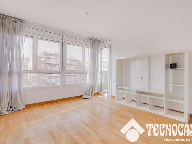 Piso en venta en Barcelona, de 92 m² 4 habitaciones por 495.000
