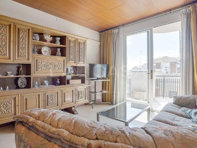 Piso en venta en Barcelona, de 97 m² 4 habitaciones por 530.000