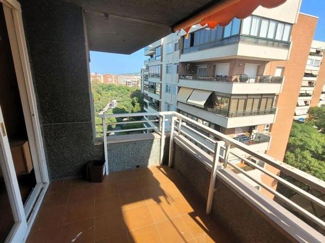 Piso en venta en Barcelona, de 95 m² 4 habitaciones por 650.000