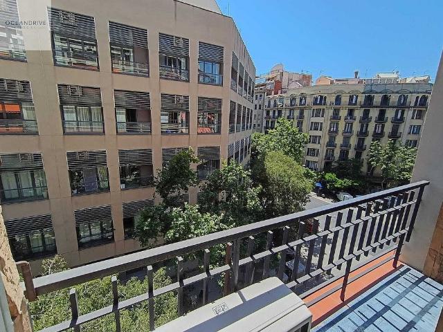 Piso en venta en Barcelona, de 96 m² 4 habitaciones por 525.000