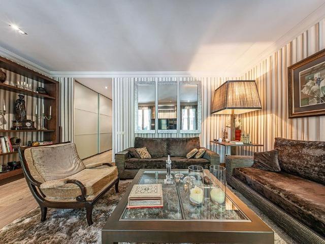 Piso en venta en Barcelona, de 98 m² 2 habitaciones por 790.000