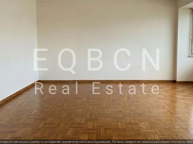 Piso en venta en Barcelona, de 100 m² 3 habitaciones por 489.250