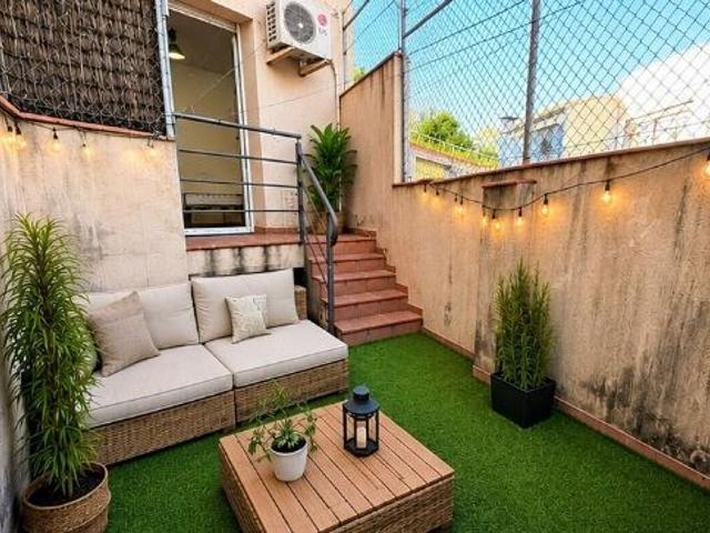 Piso en venta en Barcelona, de 101 m² 4 habitaciones por 370.000