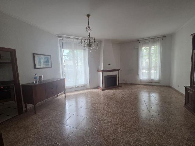 Piso en venta en Barcelona, de 103 m² 4 habitaciones por 429.000