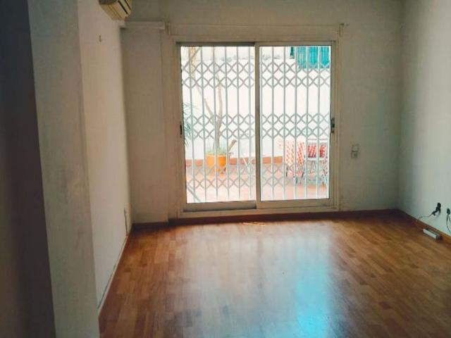 Piso en venta en Barcelona, de 120 m² 3 habitaciones por 465.000