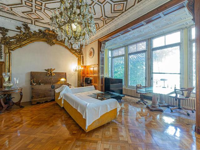 Piso en venta en Barcelona, Dreta de l´Eixample. Mallorca Bruc. Pisos.