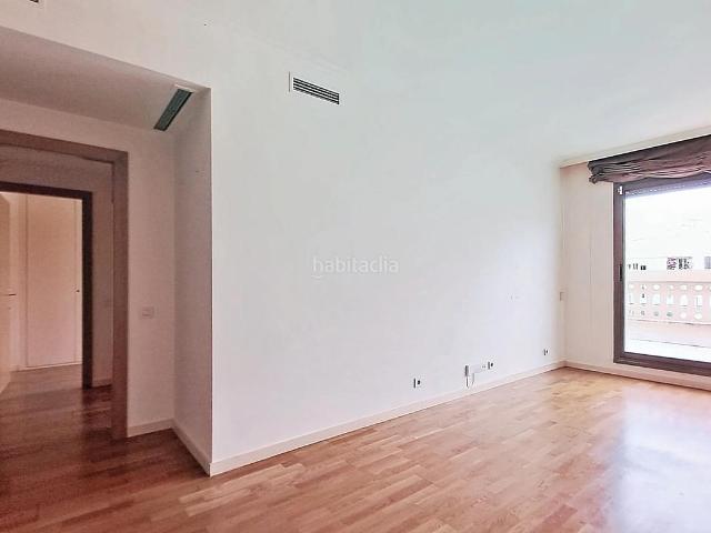 Piso en venta en Barcelona, Dreta de l´Eixample. Apartamento ático finca premium Eixample Dret. Pisos.