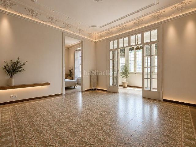 Piso en venta en Barcelona, Dreta de l´Eixample. Exclusiva Joya Arquitectónica Modernista en el Corazón de Barcelona. Pisos.