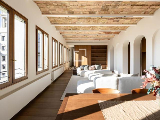 Piso en venta en Barcelona, Dreta de l´Eixample. Piso en excelentes condiciones de 2 dormitorios en venta en Eixample Derecho. Pisos.
